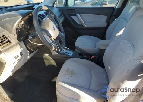 2015 Subaru Forester 2.5I Premium z USA, uszkodzony, nr VIN JF2SJAFC2FH565956